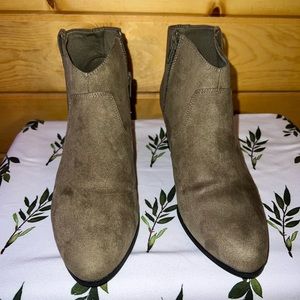 Old Navy Light Tan Suede Booties